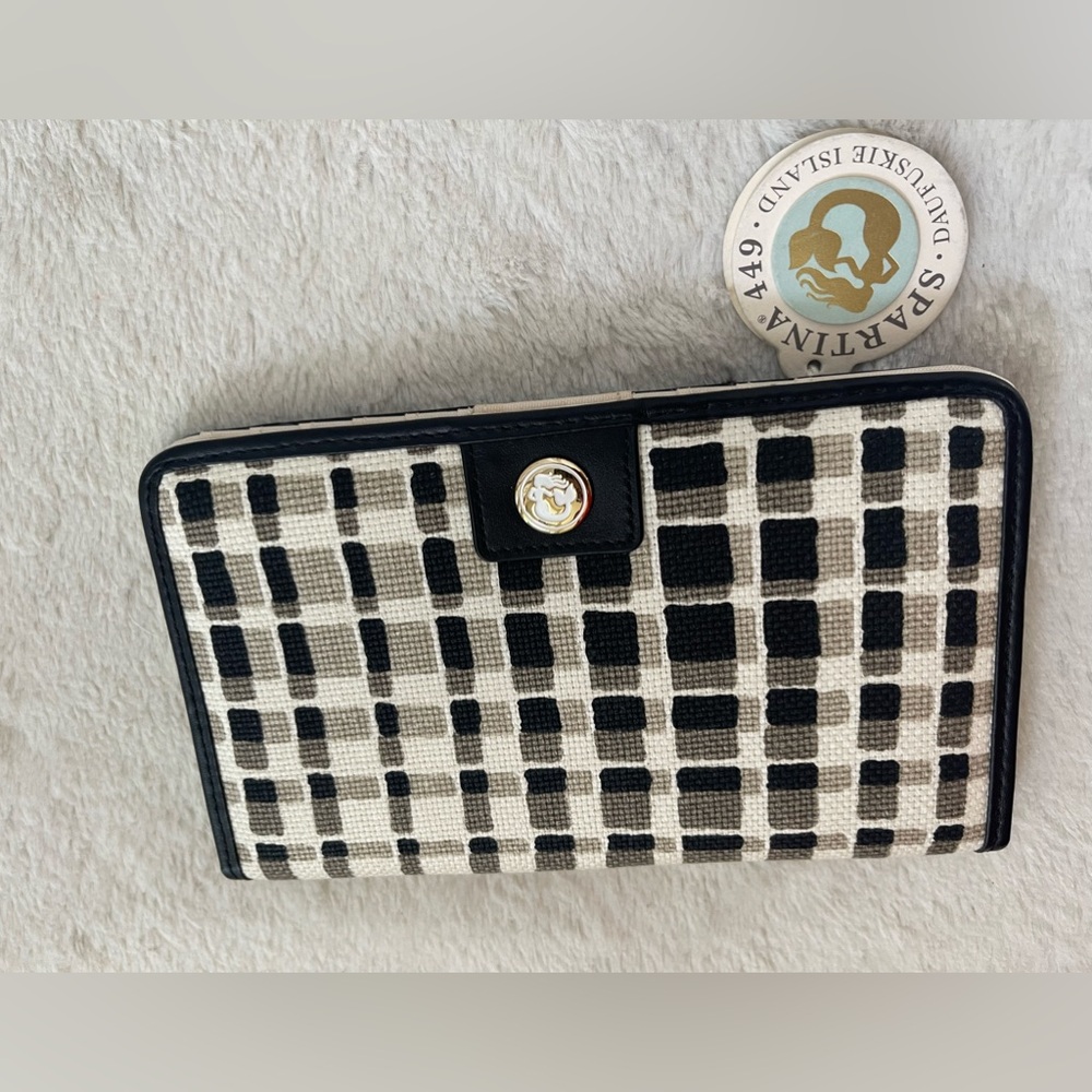 Spartina Wallet NWT